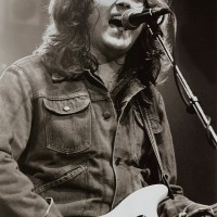 Rory_Gallagher_1982